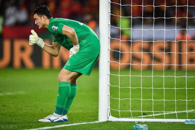 乒乓球德甲第二十一轮：樊振东独得两分  常规赛主场收官