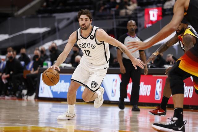 塔图姆33+11布朗27+8 绿军克骑士大比分士3-1