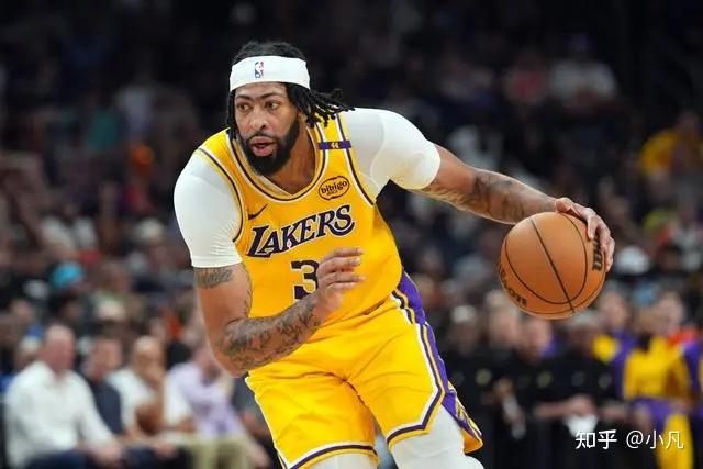 布朗尼17分4板3断 勇士大胜湖人58分豪取6连胜