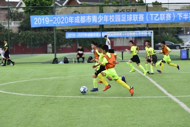 郭艾伦继续穿13号 广州队称赞他是年轻人榜样